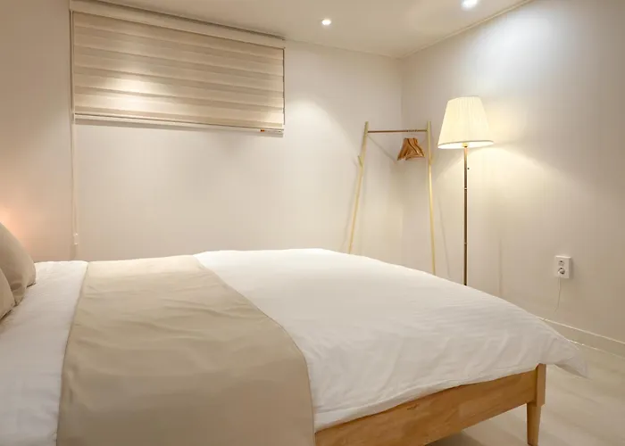 Raon Kondae Hub Villa